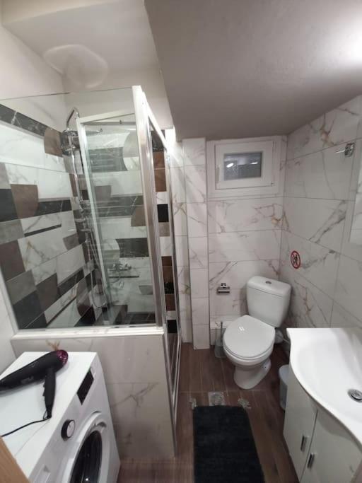 Kassandrou Deluxe Apartment Thessaloniki Buitenkant foto